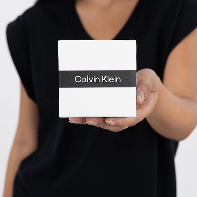 Calvin Klein Damskie kolczyki GEOMETRIC ESSENTIALS Kolekcja z żółtego złota - 35000676, Jeden rozmiar, Stal nierdzewna, Bez kamieni szlachetnych - obrazek 6